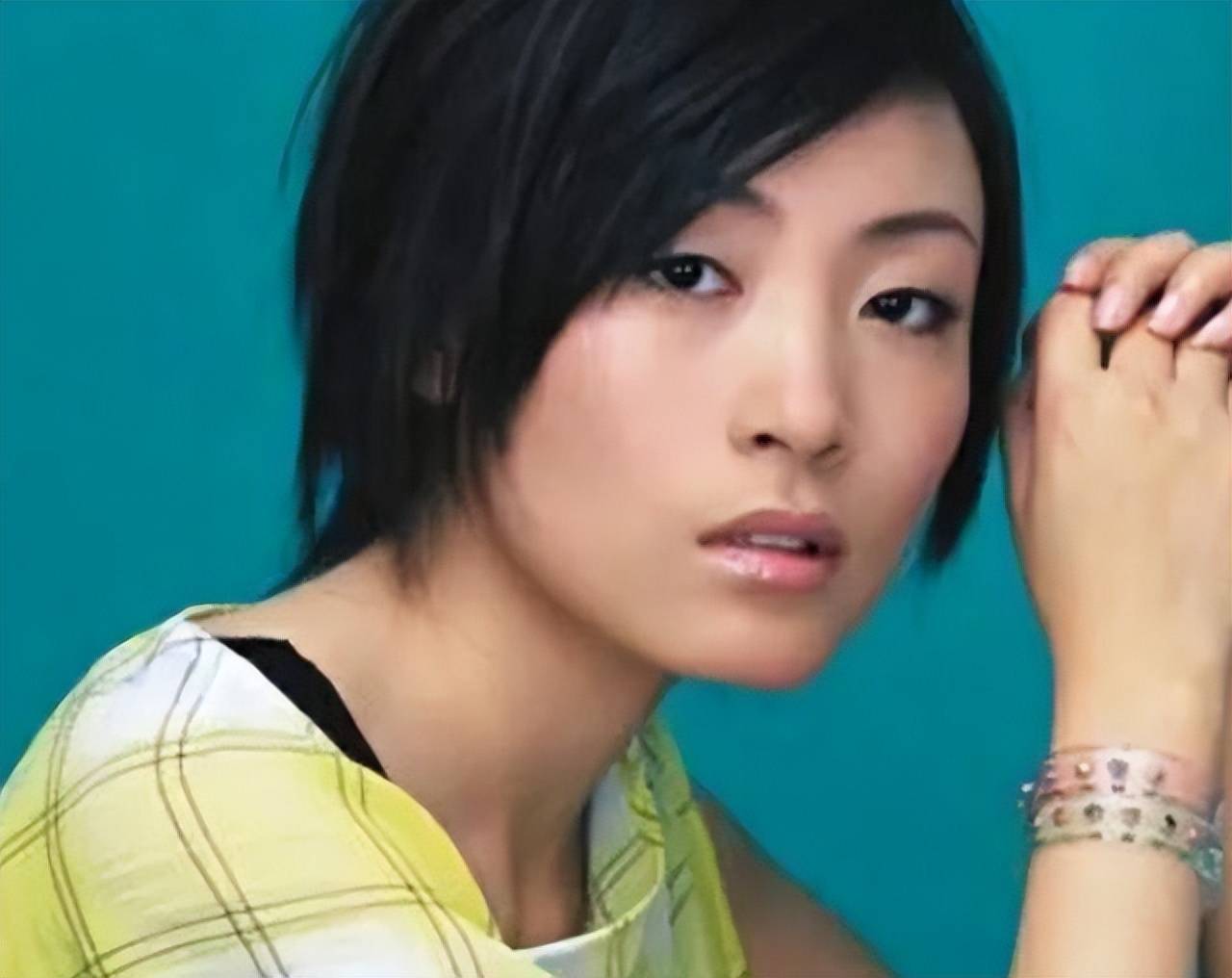 2009年,陈琳留给母亲一张存折,从9楼一跃而下,结束了生命!