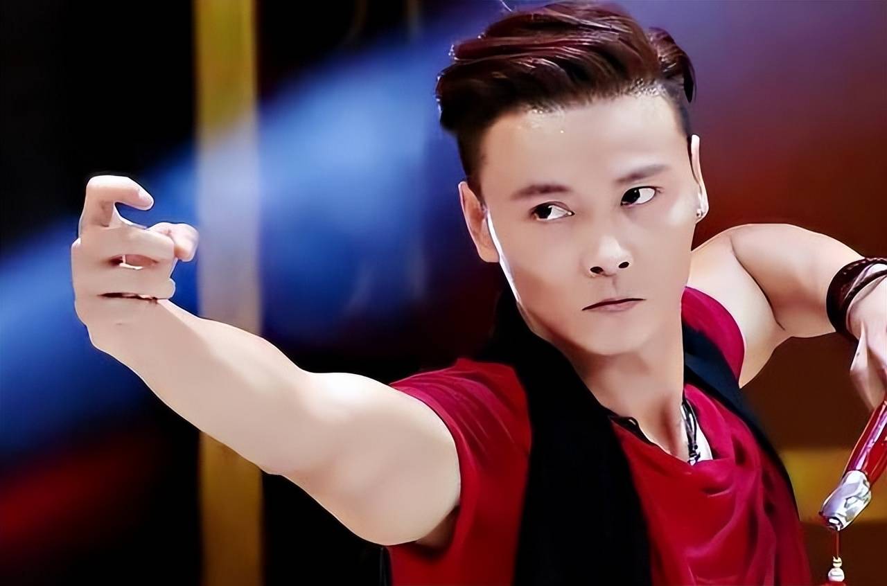 对于年轻一代而言,张晋的故事传递着深刻的启示