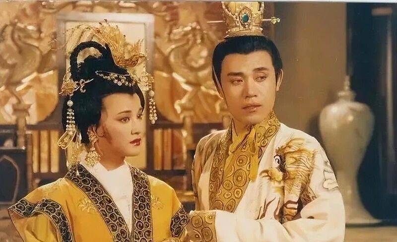 陕西出土一墓志,记载了武则天的暴行,史书果然没有胡说_崔玄_酷吏_历史