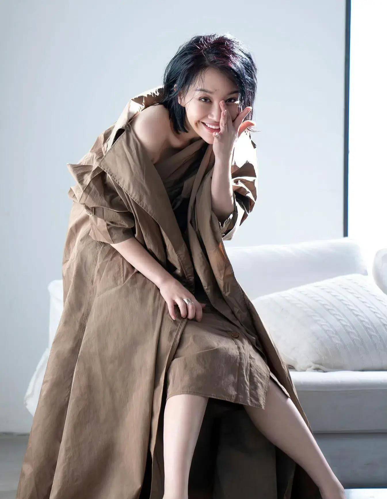 让我们一起走进许晴的世界,感受她的魅力与智慧,学习她的生活态度和