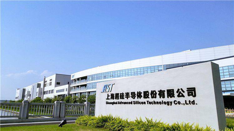 上海超硅IPO：三年累计亏损超30亿元 面临市场竞争加剧风险