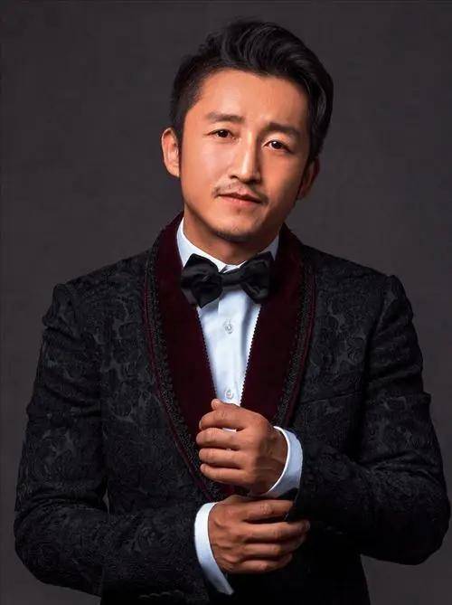 邹市明：从拳王到商海，坦然面对2亿亏损的坚韧人生