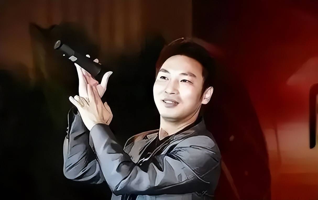 陈少华:因拒绝给伴舞签名,被砍掉下巴毁容,如今沦落卖马桶谋生