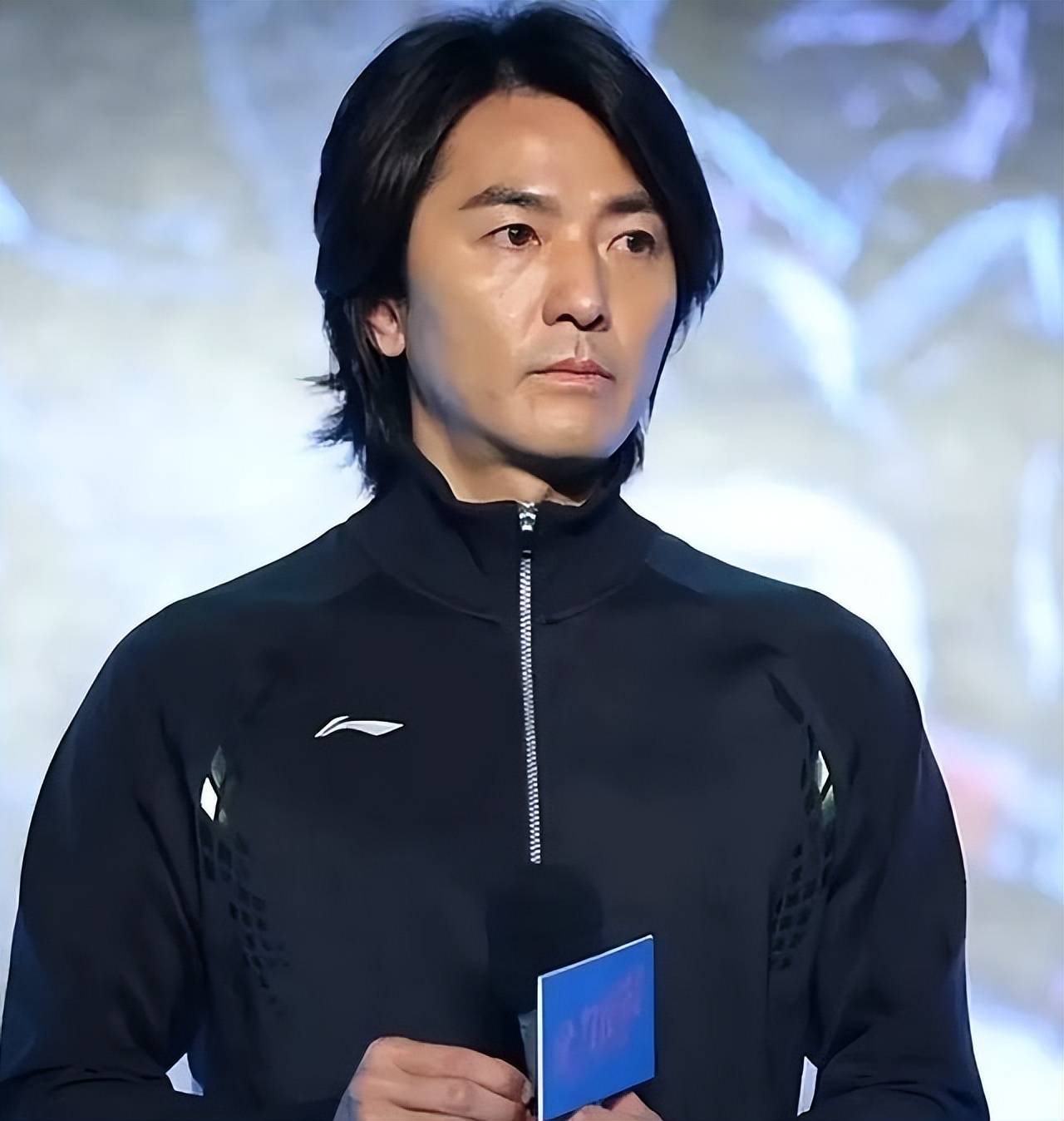 57岁郑伊健被问:"怎么不生孩子?"他的回答引起无数网友共鸣!