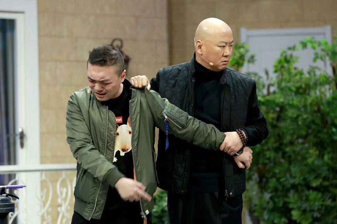 郭冬临:20次登春晚57岁未婚无子,因为8个字被索赔1亿,结果如何