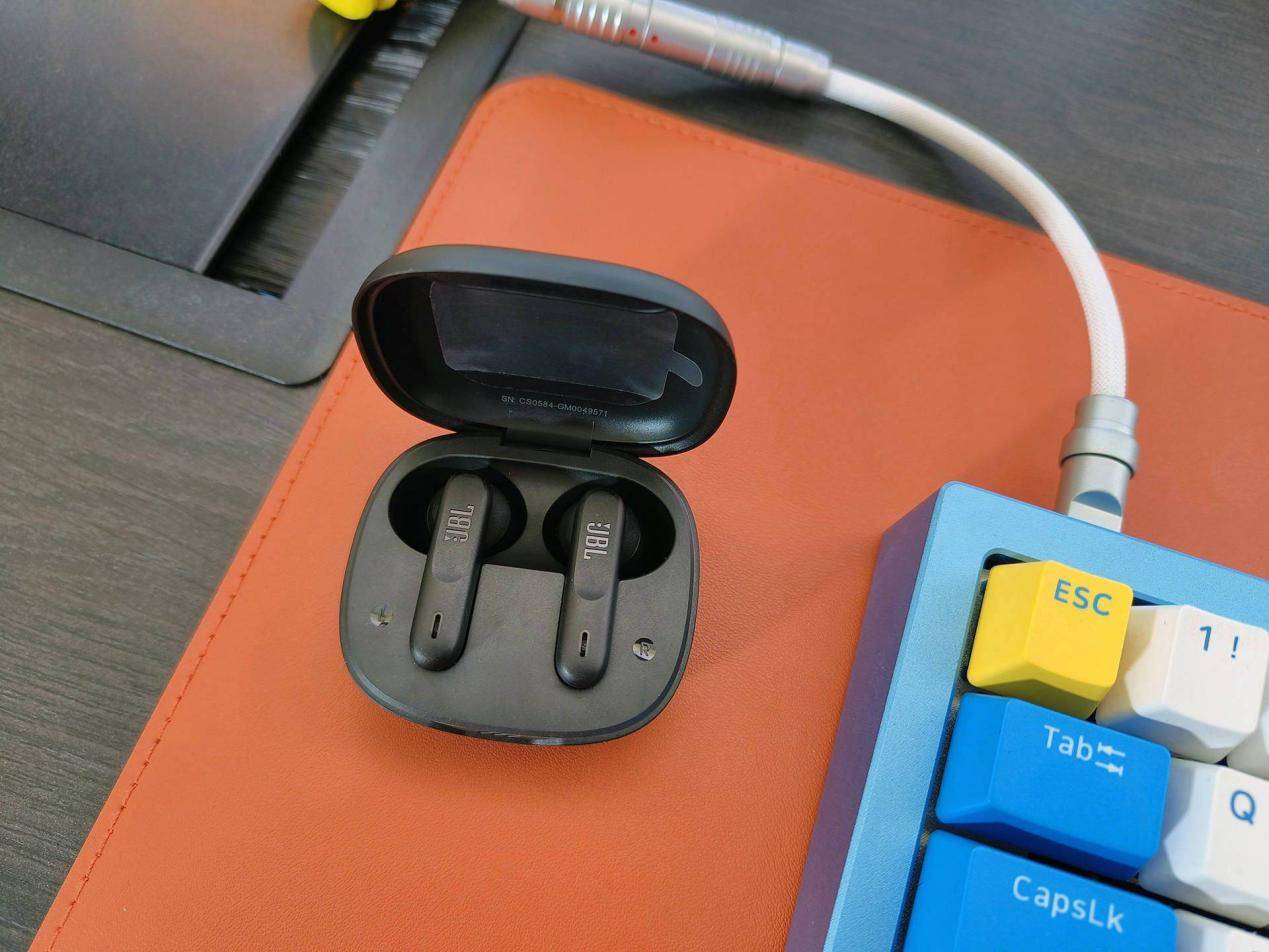 300以内半入耳式耳机推荐哪款?十大百元平价耐造半入耳式耳机