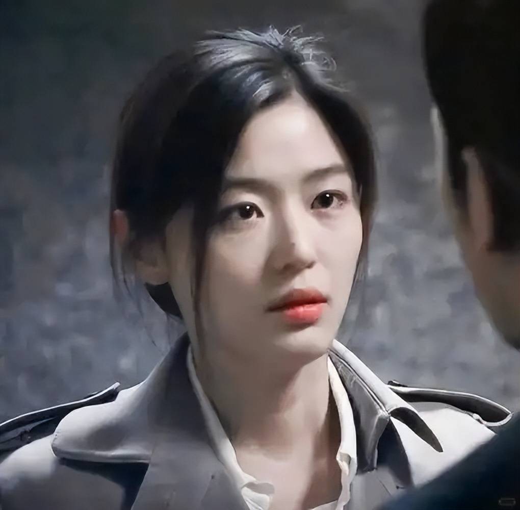 全智贤退出《韩国人》拍摄 在李炳宪和池昌旭之间全智贤选择了池昌旭！