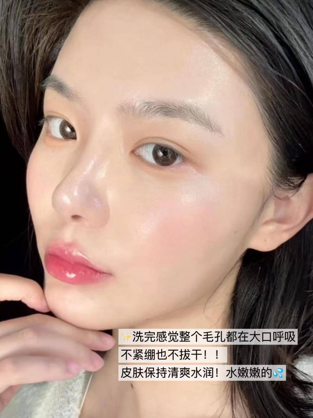 去痘洗面奶排行榜2025适合痘痘肌的洗面奶推荐祛痘洗面奶排名前十