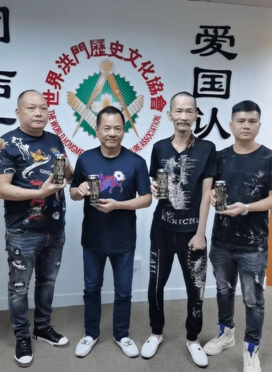 "洪门子弟不应袖手旁观"!为唐山女孩发声的崩牙驹,你了解他吗