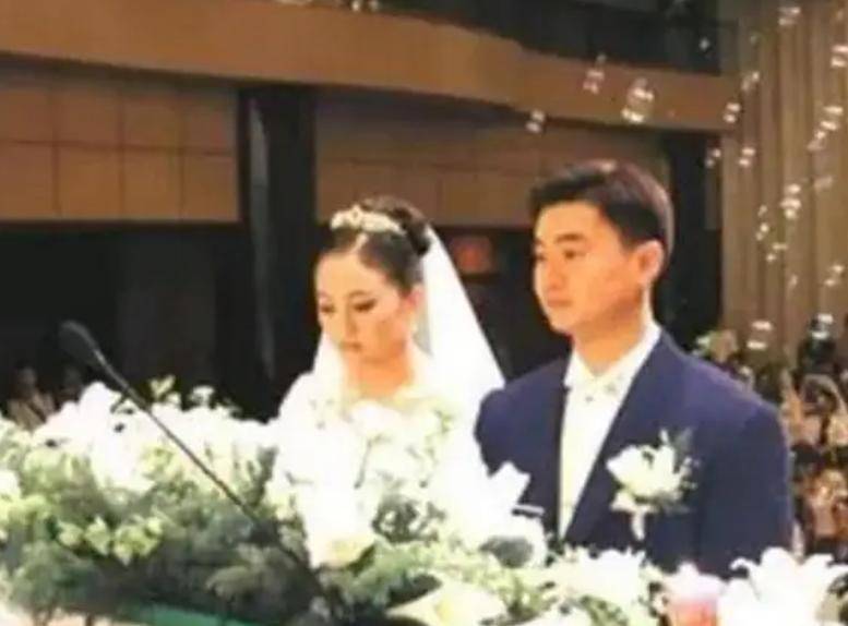 非中国人不嫁的女孩许昭英,为爱不顾一切来中国,就要嫁黄力平