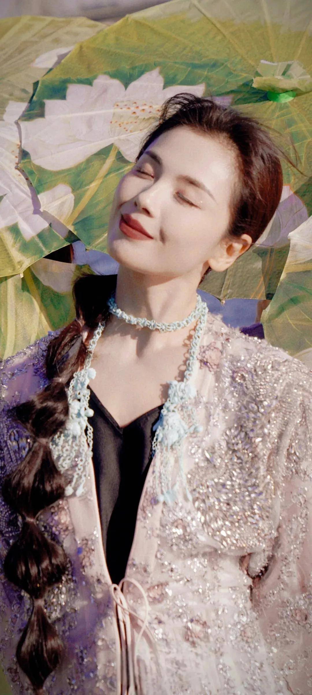 刘涛:温婉外形下的神韵流转,塑造影视经典形象