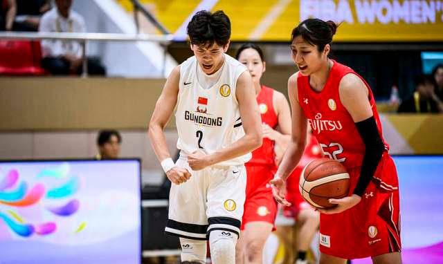 广东女篮28分狂胜登顶亚洲之巅！郑薇执教首冠彰显冠军底蕴