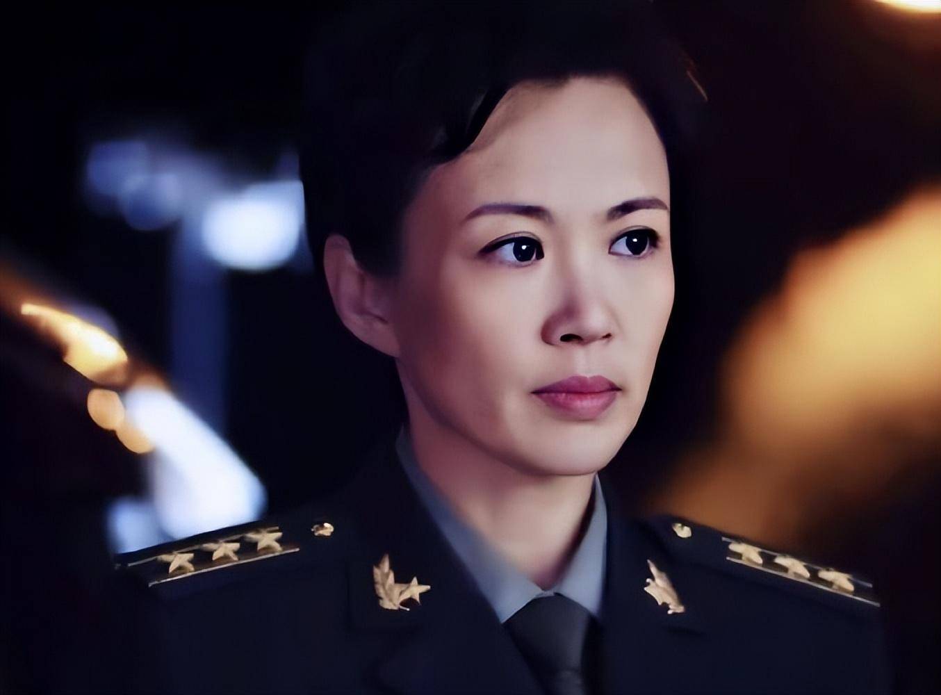 演员马丽:国家一级演员,被丈夫宠爱31年,戏红人不红也幸福