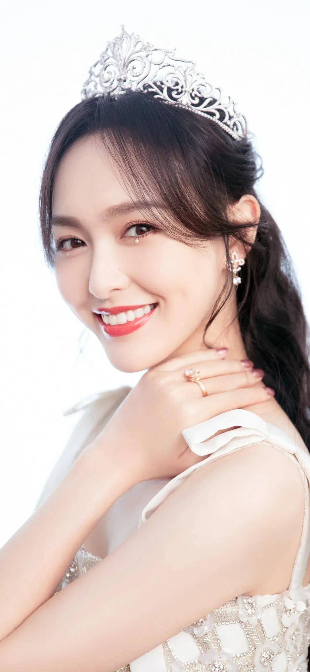 唐嫣:气质优雅的代名词