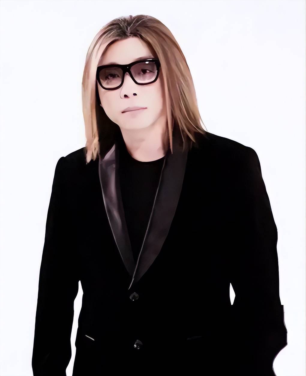 但郭峰却始终不为所动,在他看来,音乐是他生命中最重要的东西