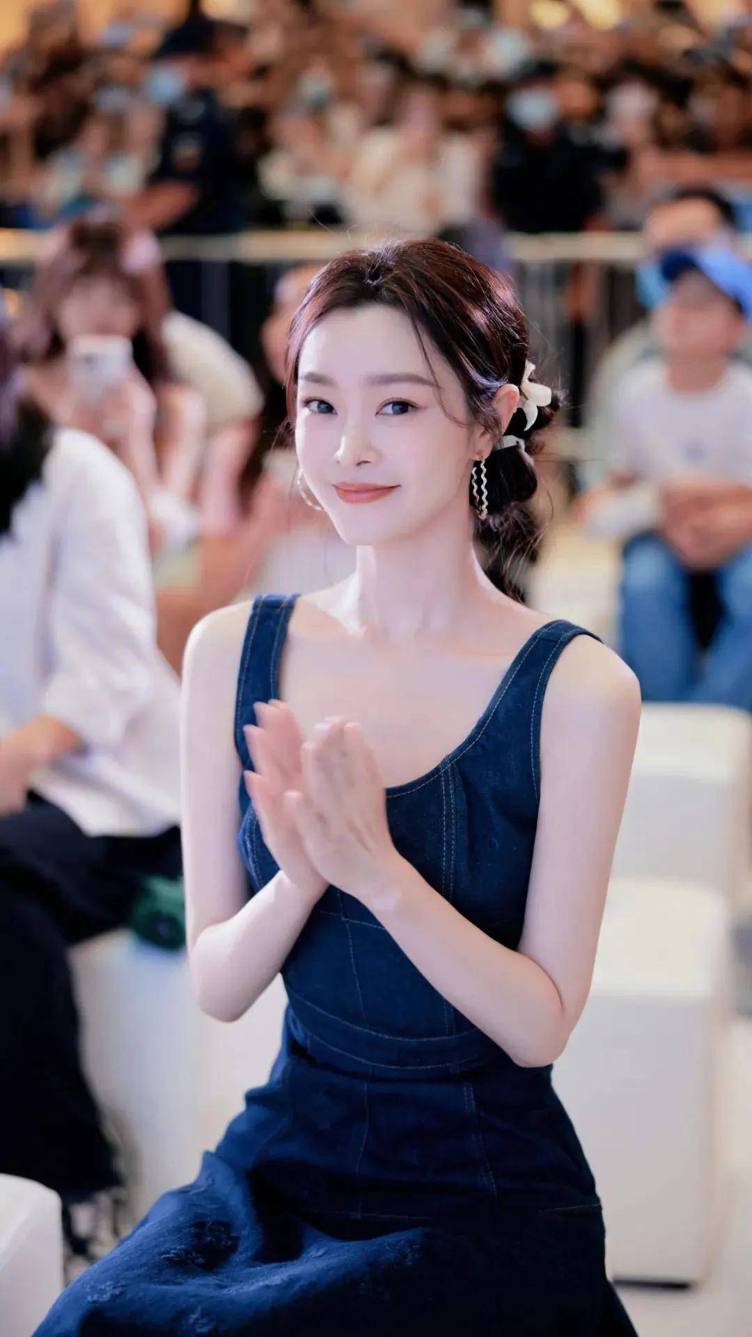 宋轶:端庄大方,她的笑容如同冬日暖阳,温暖每一颗心