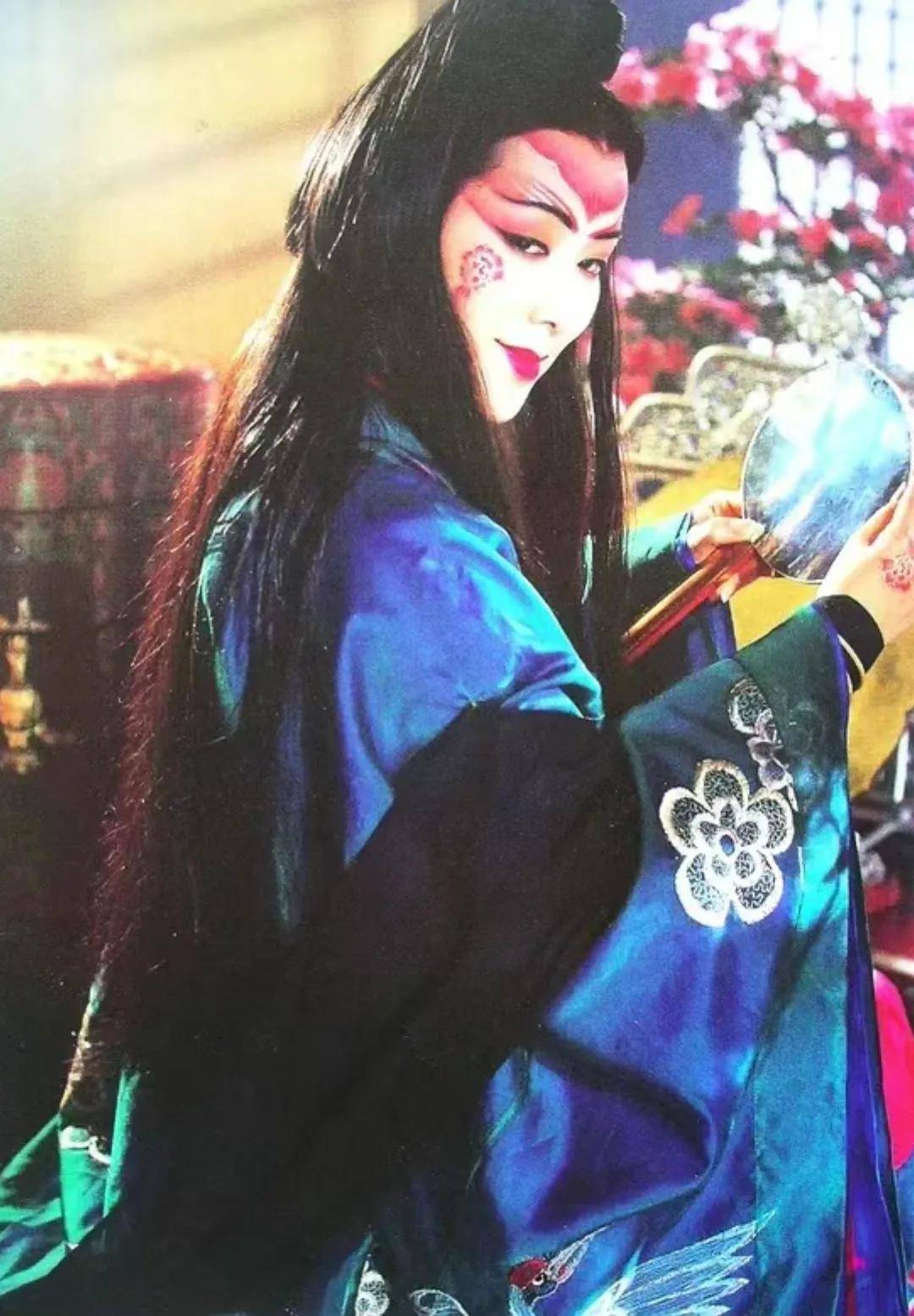 影视剧中的东方不败扮演者谁最符合原著?谁又是凑数的呢?
