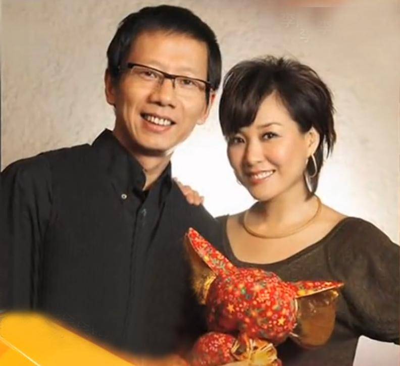 史可与黄小茂离婚23年:她嫁外国丈夫,他娶美女主持,人生各异