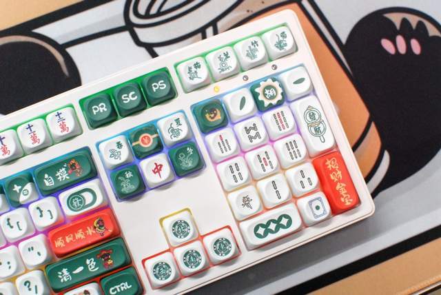 格之格GK108无线机械键盘:办公桌上的“麻将搭子”