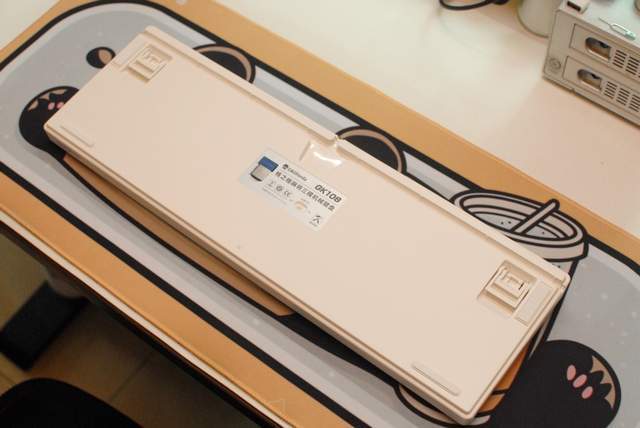 格之格GK108无线机械键盘:办公桌上的“麻将搭子”