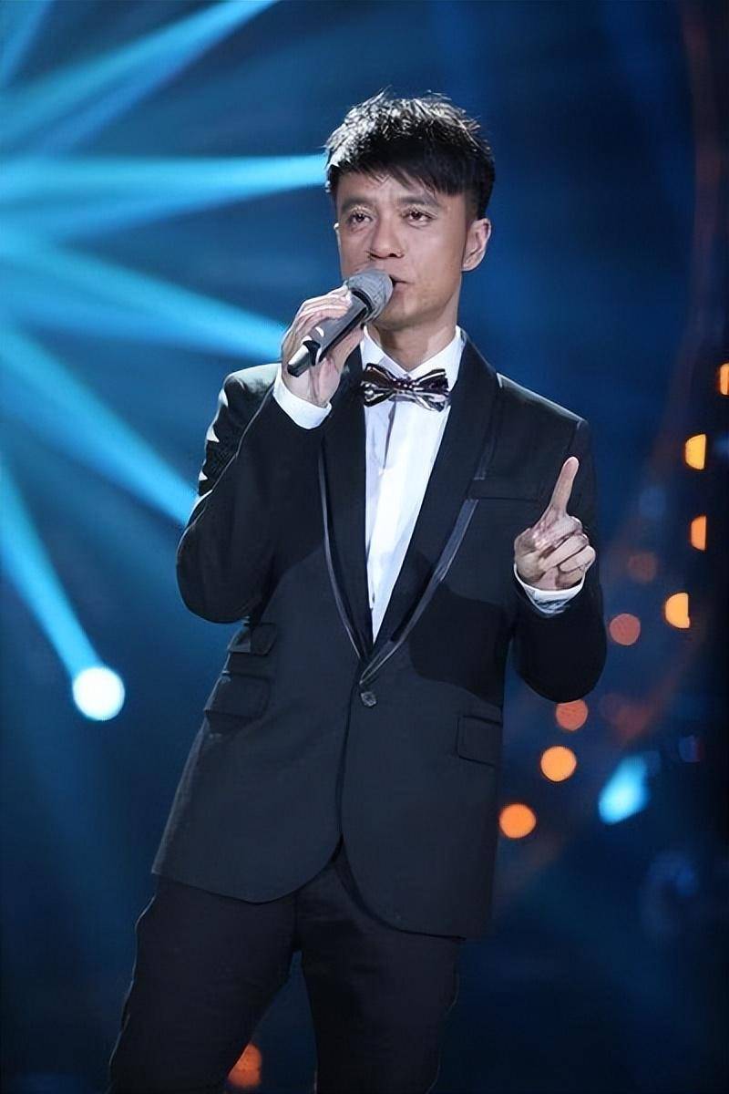 李克勤:本该成为四大天王,被郭富城"挤"下台,现在成人生赢家