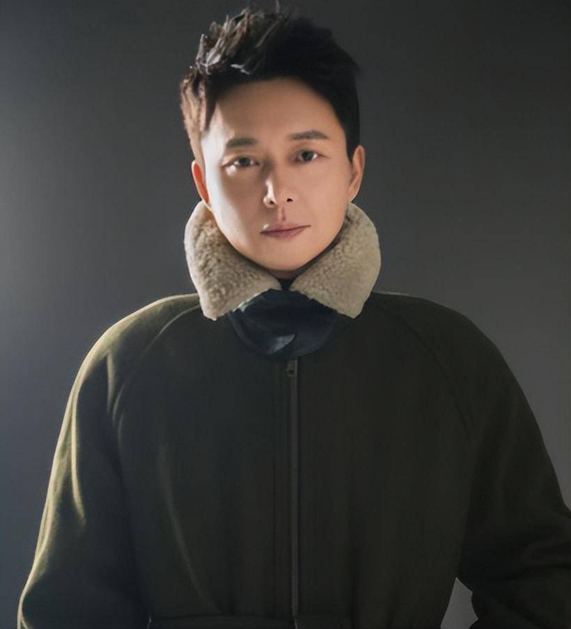 刚出道就被"封杀"的刘奕君,这次彻底"杀疯"了!
