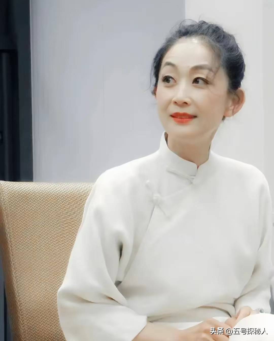 61岁的她真的太瘦了为了保持身材几十年不吃白米饭真是太狠了
