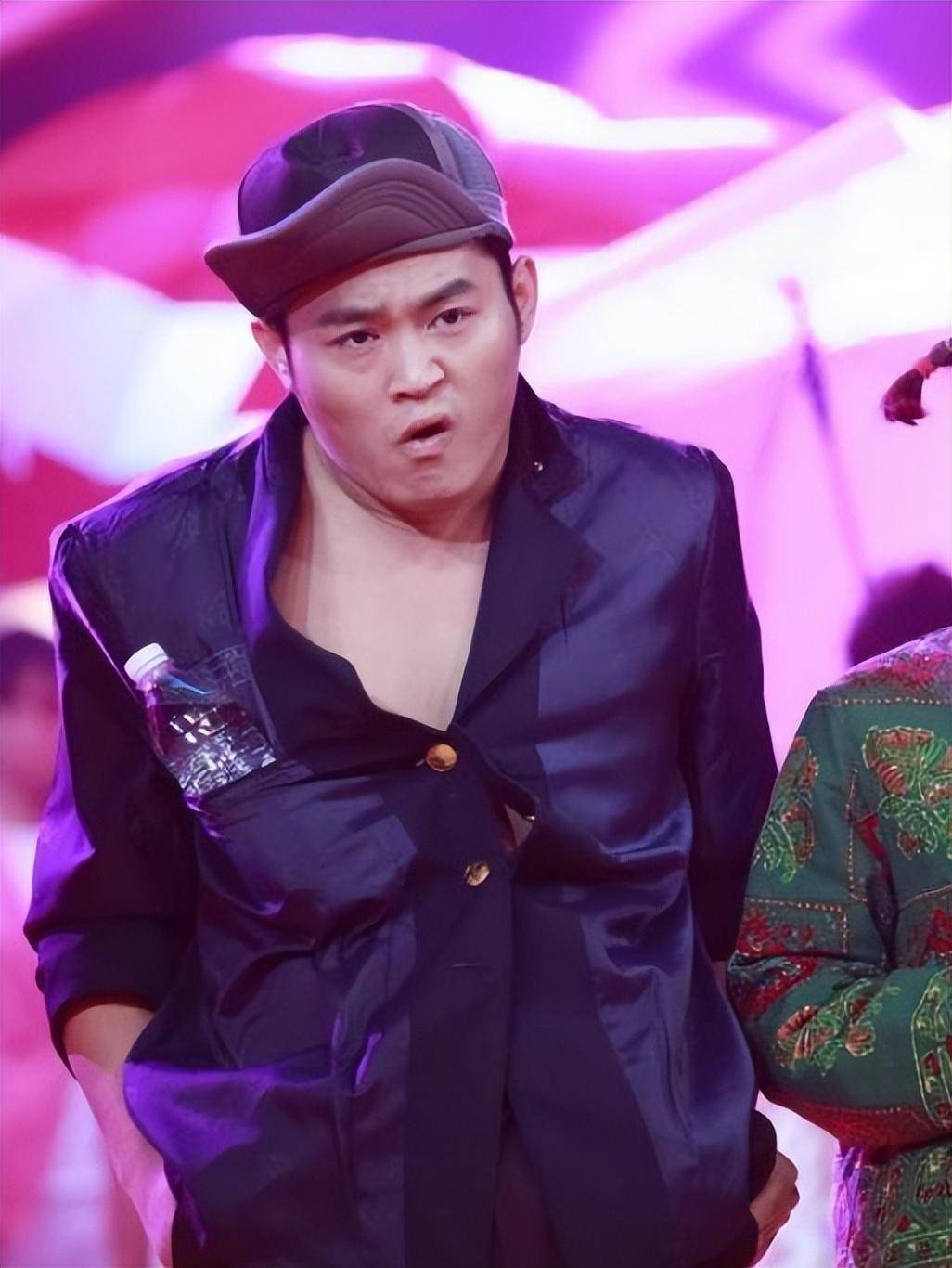 王金龙:曾靠捡垃圾为生,15岁被赵本山看中,前妻丫蛋被师弟求婚