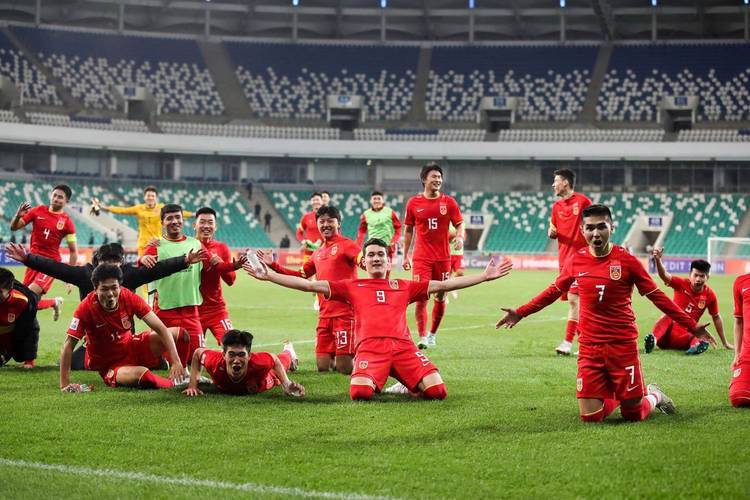 周三001 亚冠精英 江原FCVS神户胜利船，比分预测