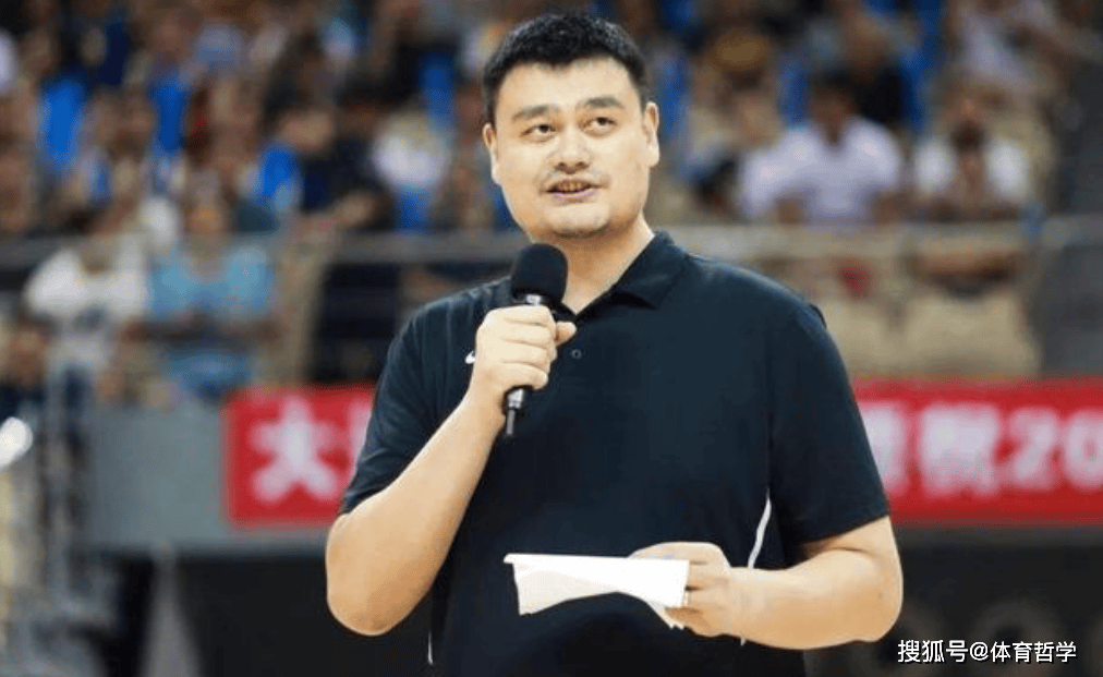 放飞自我!姚明最新生活状况:吃饭、睡觉、打魔兽