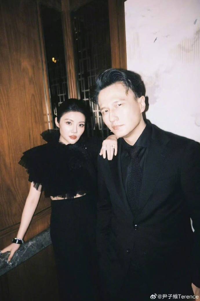 徐冬冬尹子维疑似婚礼前闹矛盾？尹子维发文：一个人也要办婚礼 插图4