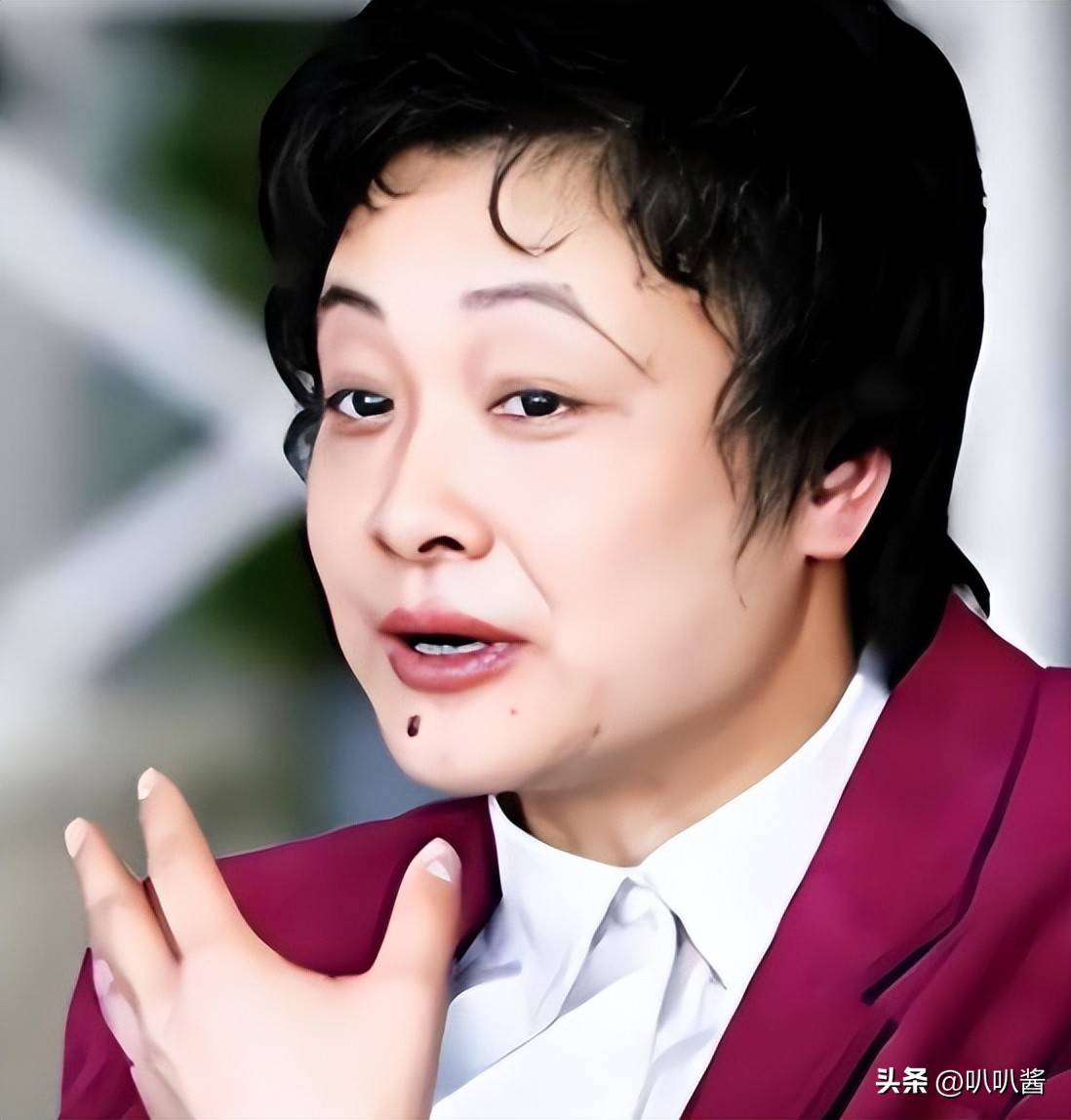 入日籍改名小山智丽,击败邓亚萍大喊哟西,何智丽如今过得如何?