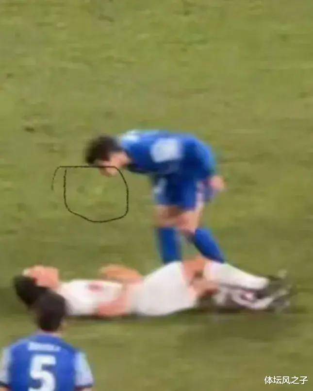 足协评议再惹争议，特谢拉吐口水视频曝光，逃红已成常规操作，中国足球也就这样了