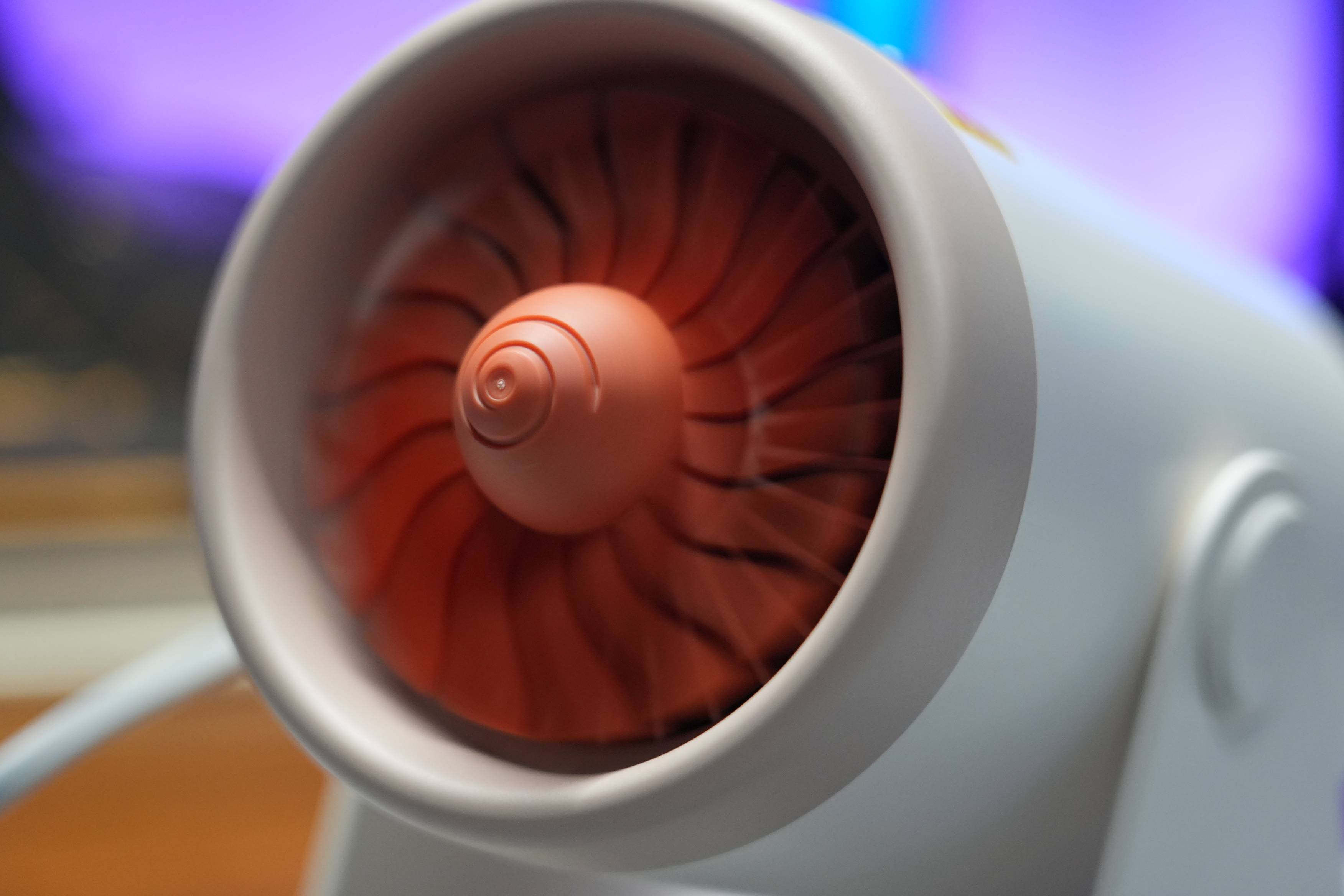 冬日温暖小确幸！西圣桌面暖风机mini速热静音，居家办公都适配