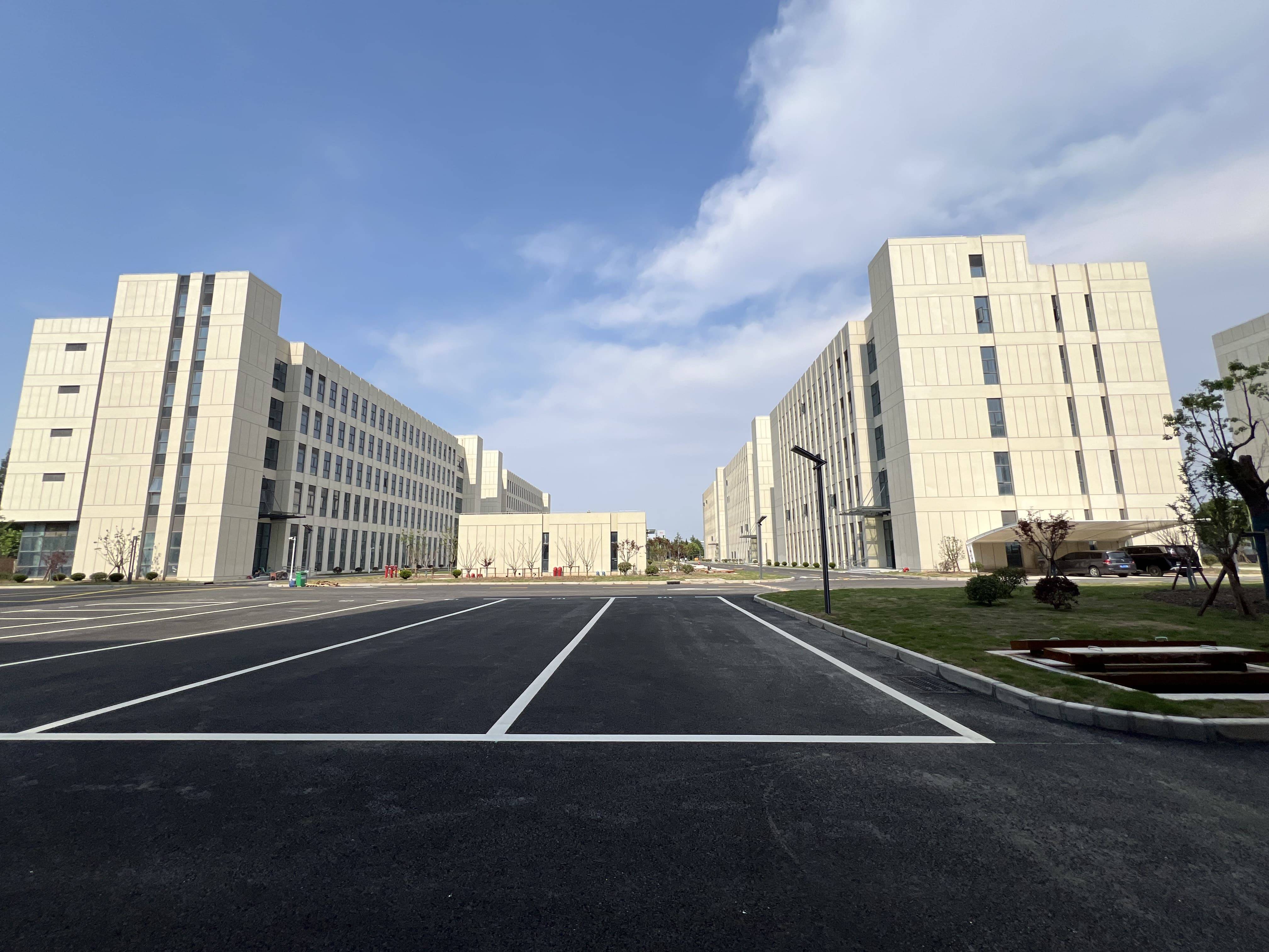 性质:工业用地,总建筑面积55237.41㎡,现代化标准厂房,模块化设计