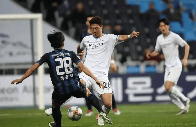 韩职关键战：蔚山现代VS水原FC 亚冠区卡位战谁能抢占先机？