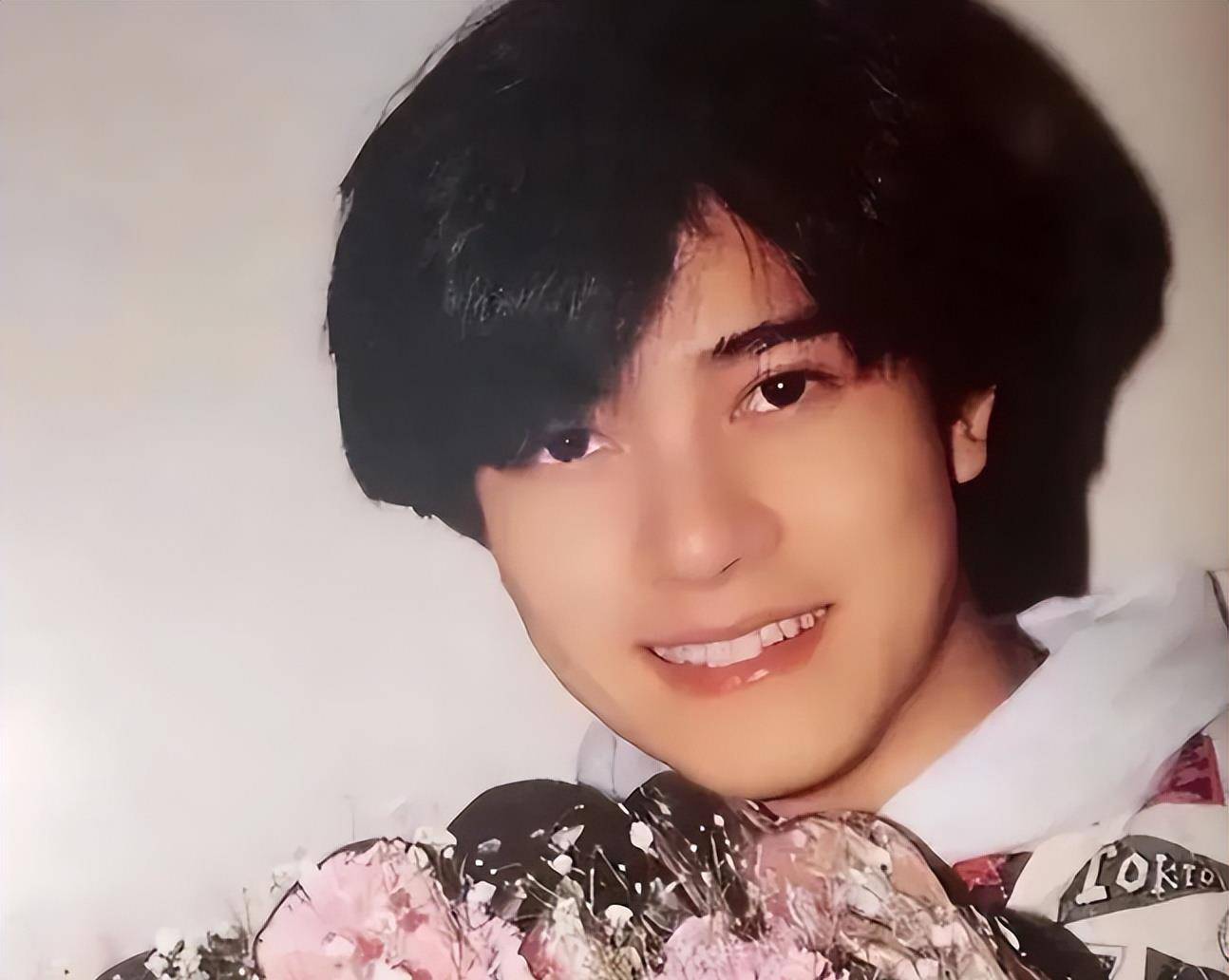 郭富城被称为全能艺人,多面巨星,被誉为"东方舞台神话"