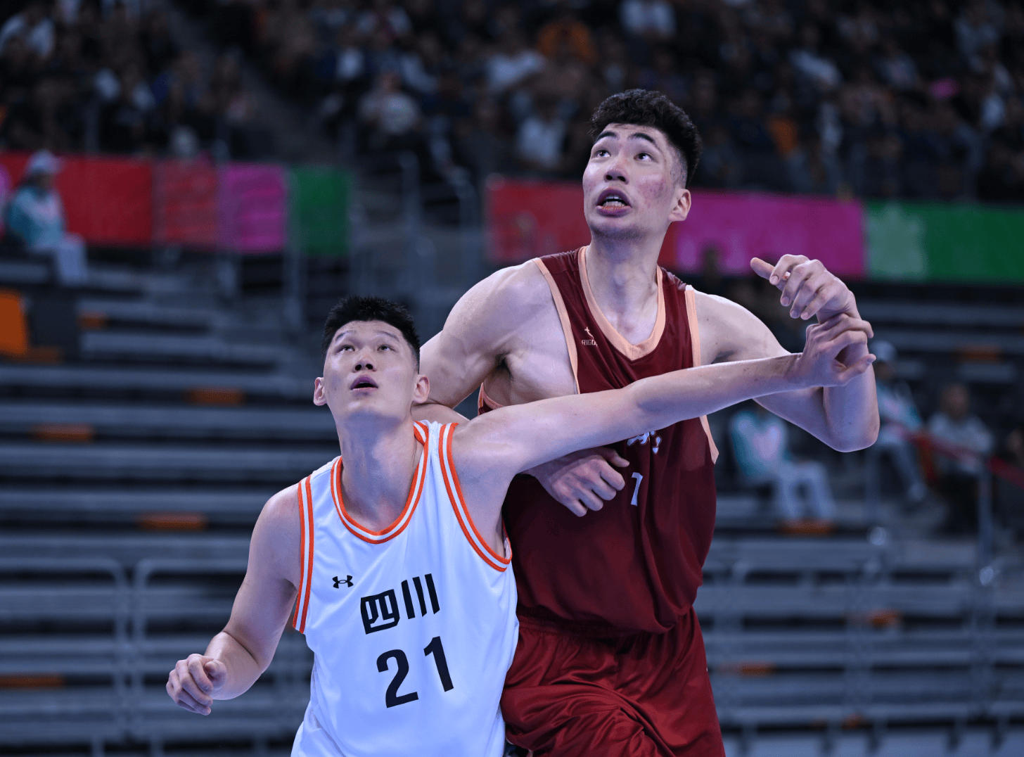 超级爆冷！余嘉豪隔扣胡金秋，浙江险胜四川进决赛