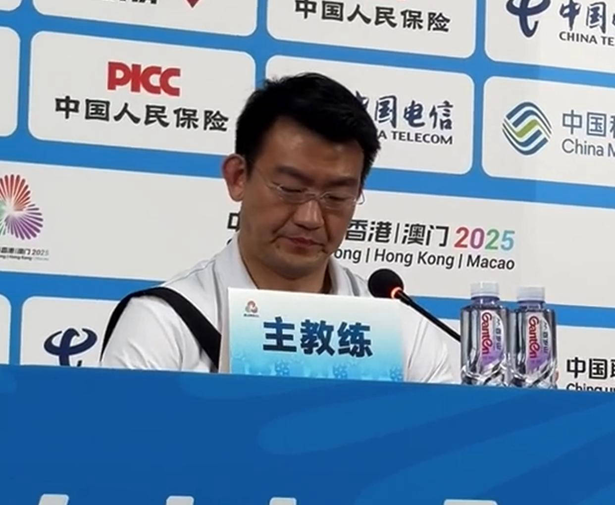 四川晋级四强赛后采访:王博谈双塔合作,周琦回应方硕的话语