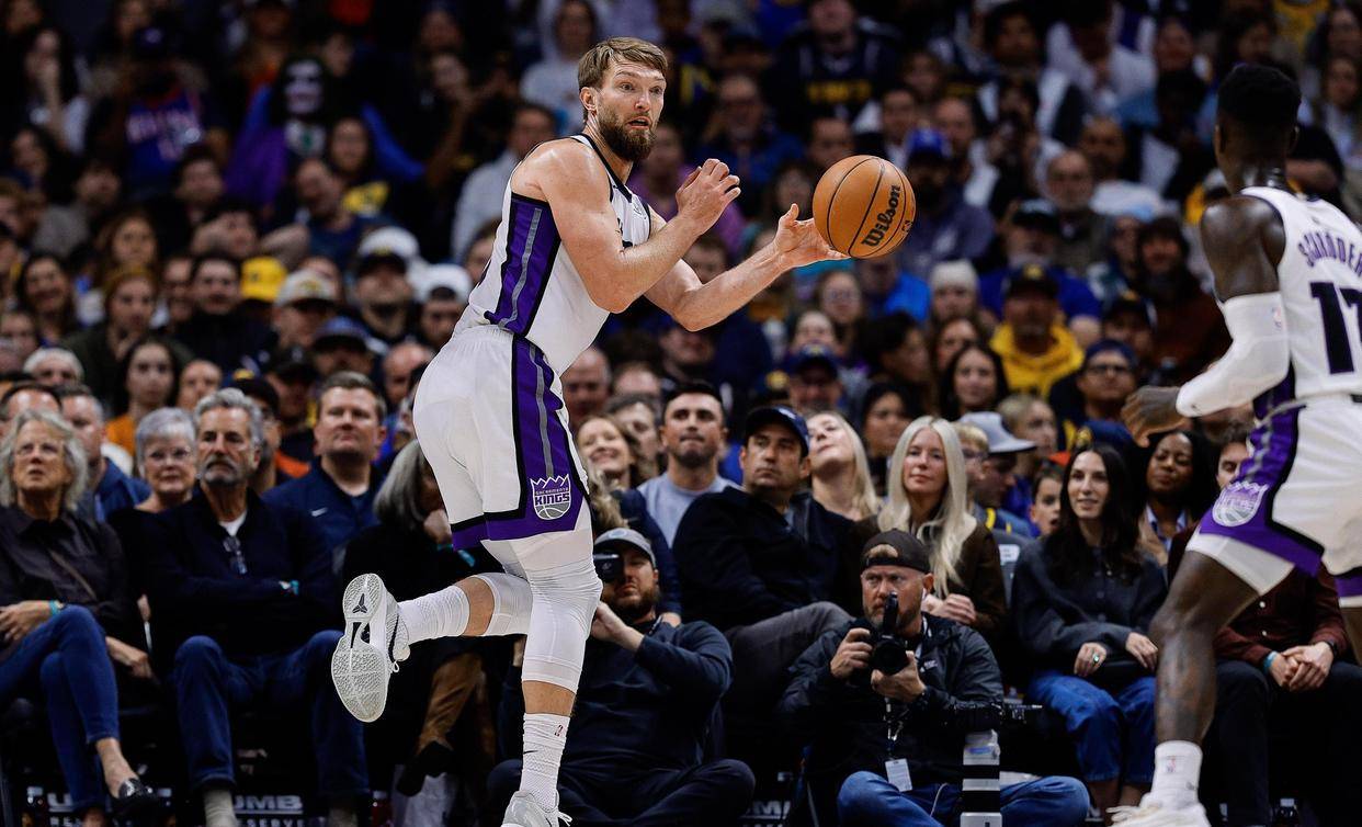 下半场发力逆转！森林狼击败国王，里德 20+11 领跑 6 人上双阵容