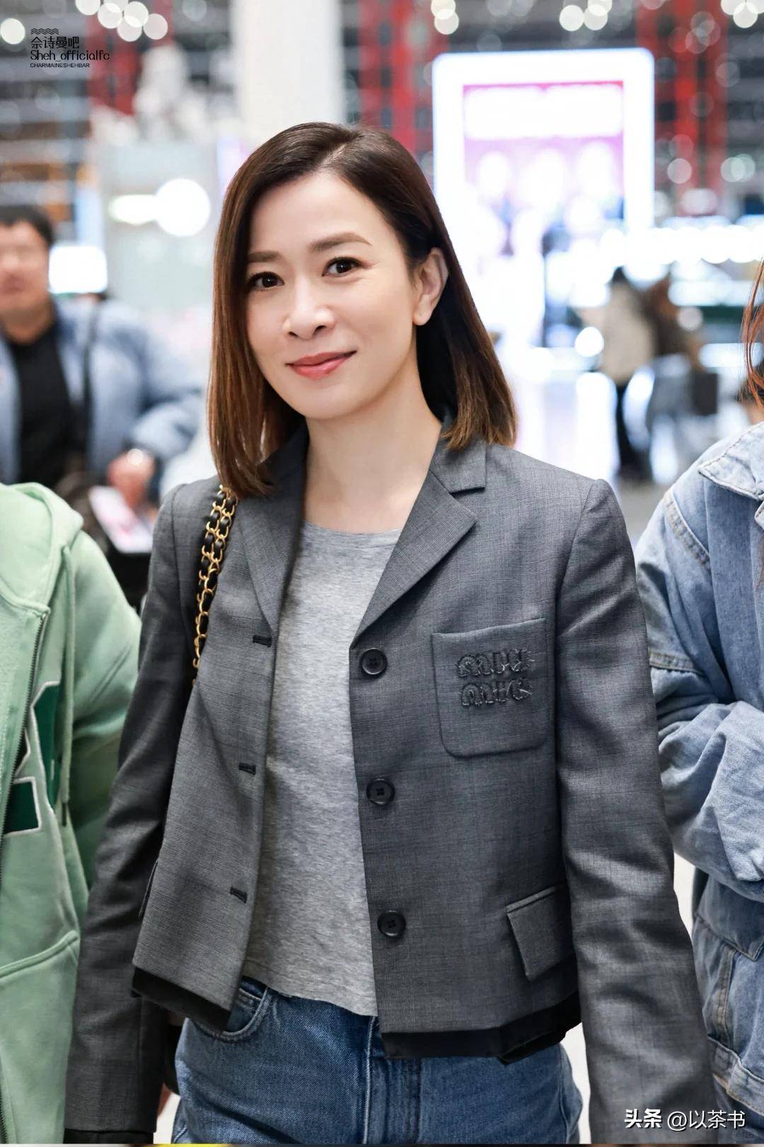 恋爱5年"被"分手,如今佘诗曼靠演技重回巅峰,他却5年生4娃