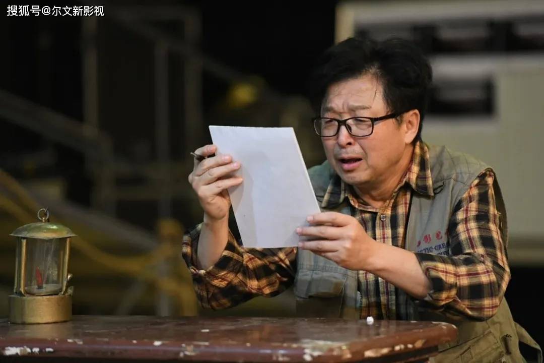 《四喜》:客串冯父的谭希和说,路遥是他演得最过瘾且最难的角色