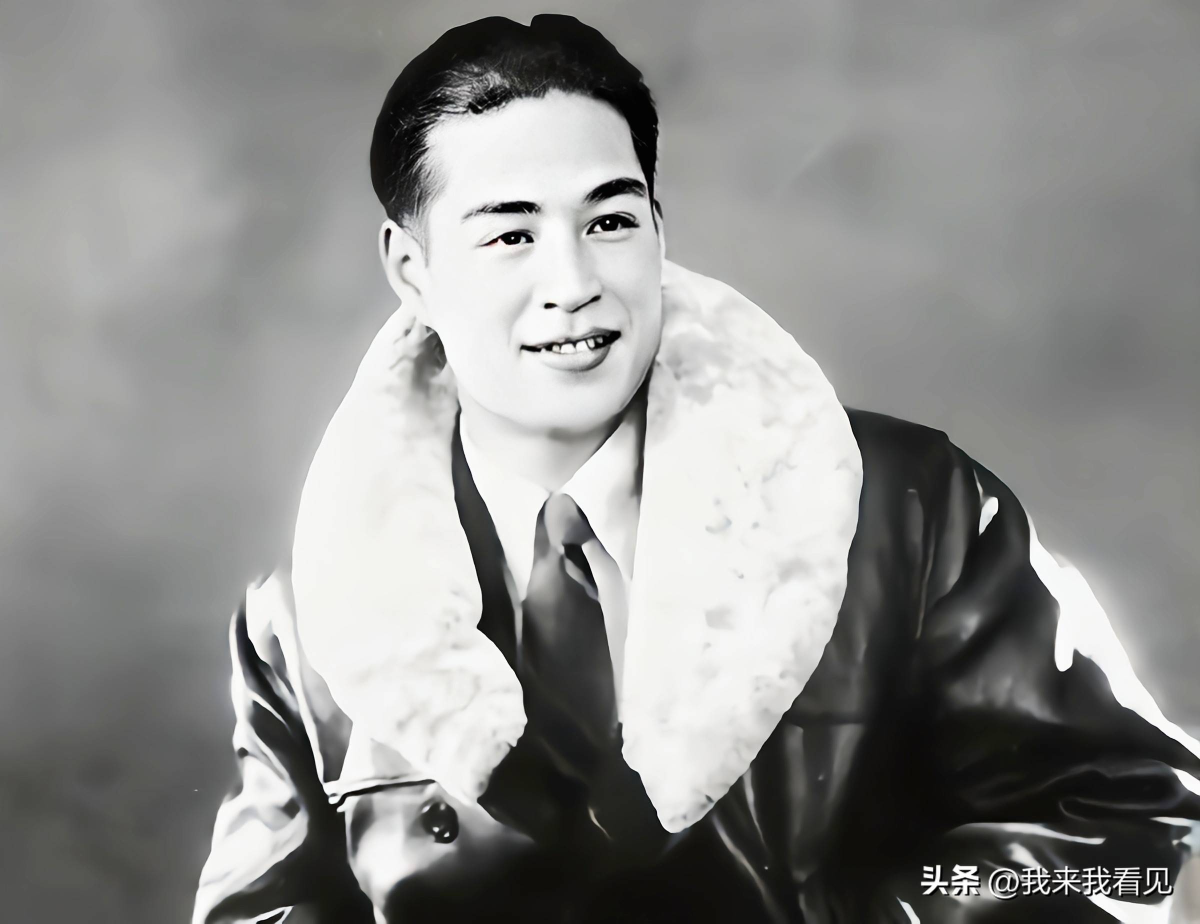 8位影星,谁是第一美男子,金焰,赵丹,刘琼,最后一位是天花板