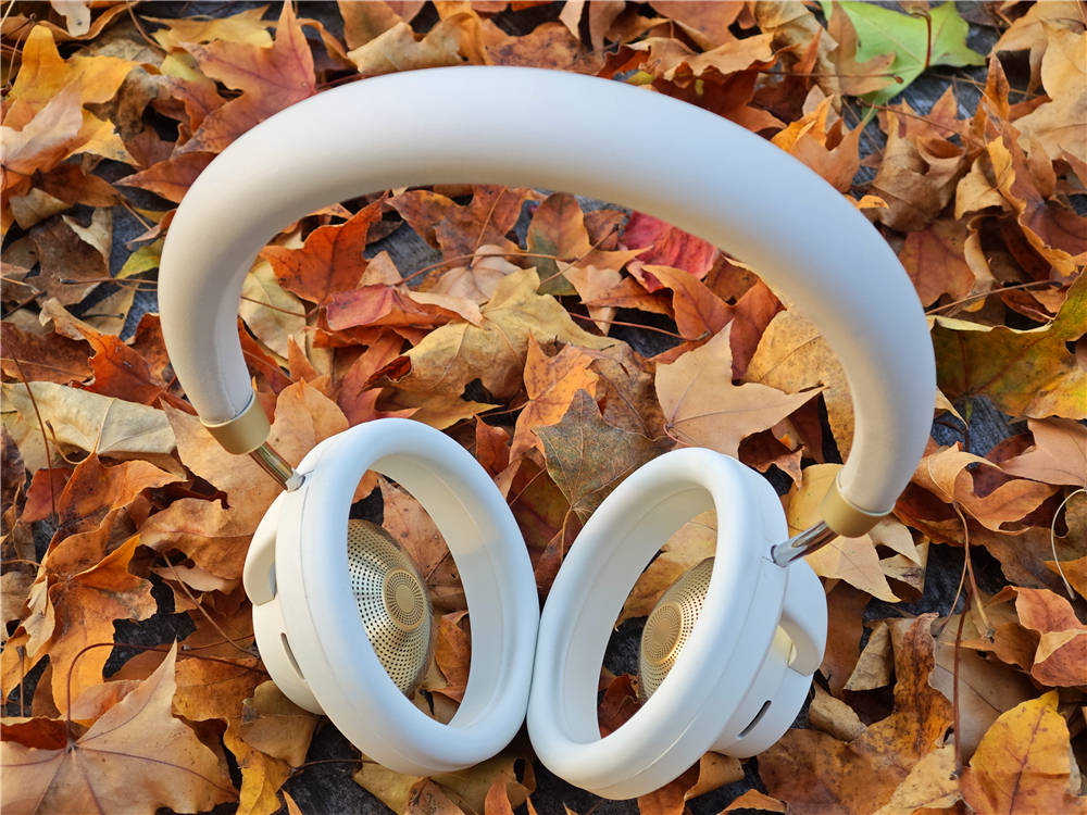 南卡Bolt头戴耳机：一款让耳朵能呼吸的头戴耳机