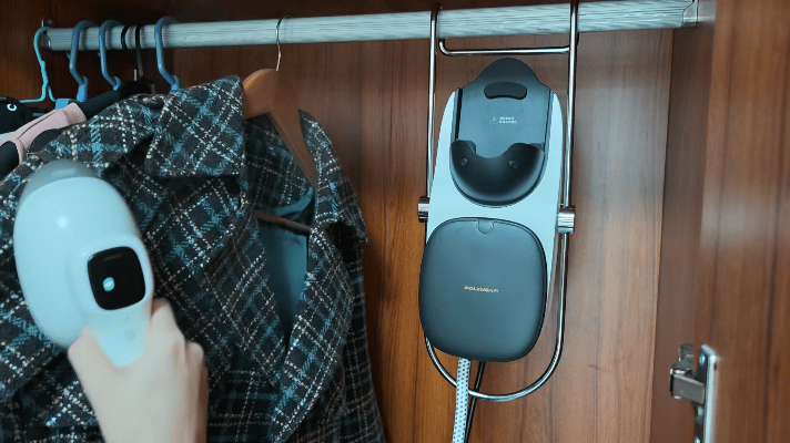 专业级奢护熨衣体验!舒乐氏Lina挂烫机，让每日精致成为轻松习惯!