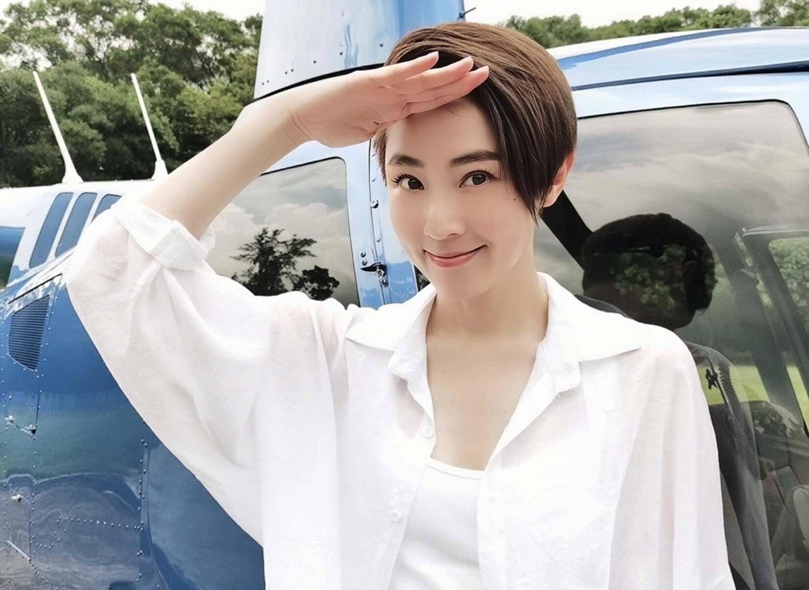 恭喜!50岁香港知名女星宣布即将结婚,忙于事业没有时间筹备婚礼