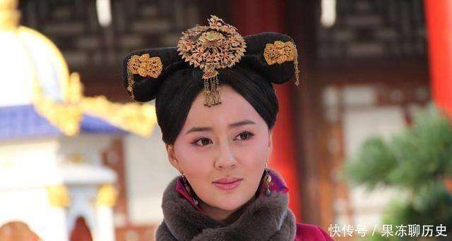 投奔皇太极,皇太极本想把她嫁给哥哥,最后却自己笑纳