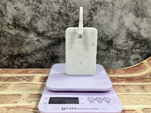 哪一款充电宝好用又耐用？推荐十款好用又耐用充电宝品牌，测评表现最优异十款充电宝