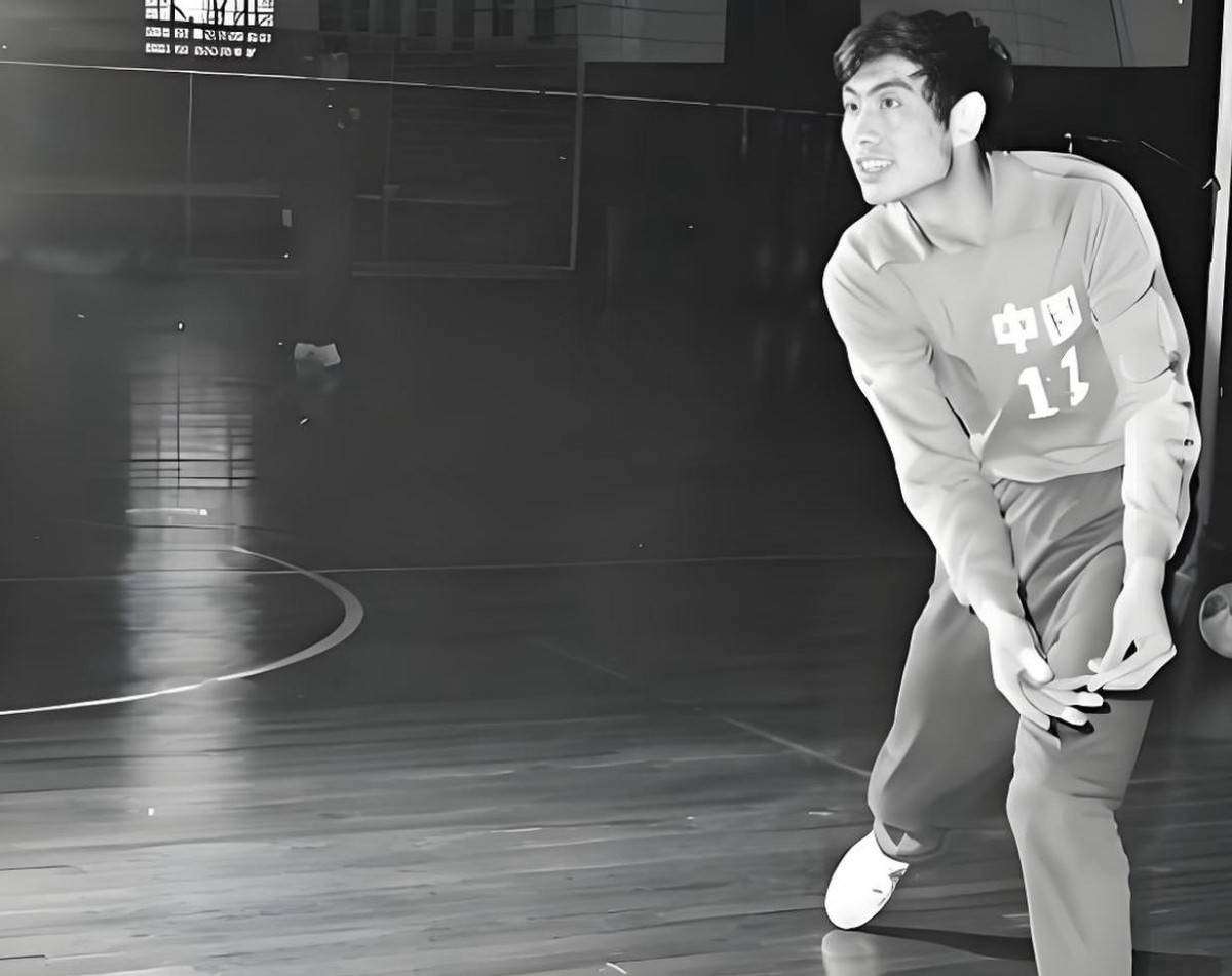 在江苏队,他和张友生一起,帮助球队拿下了全运会的三连冠