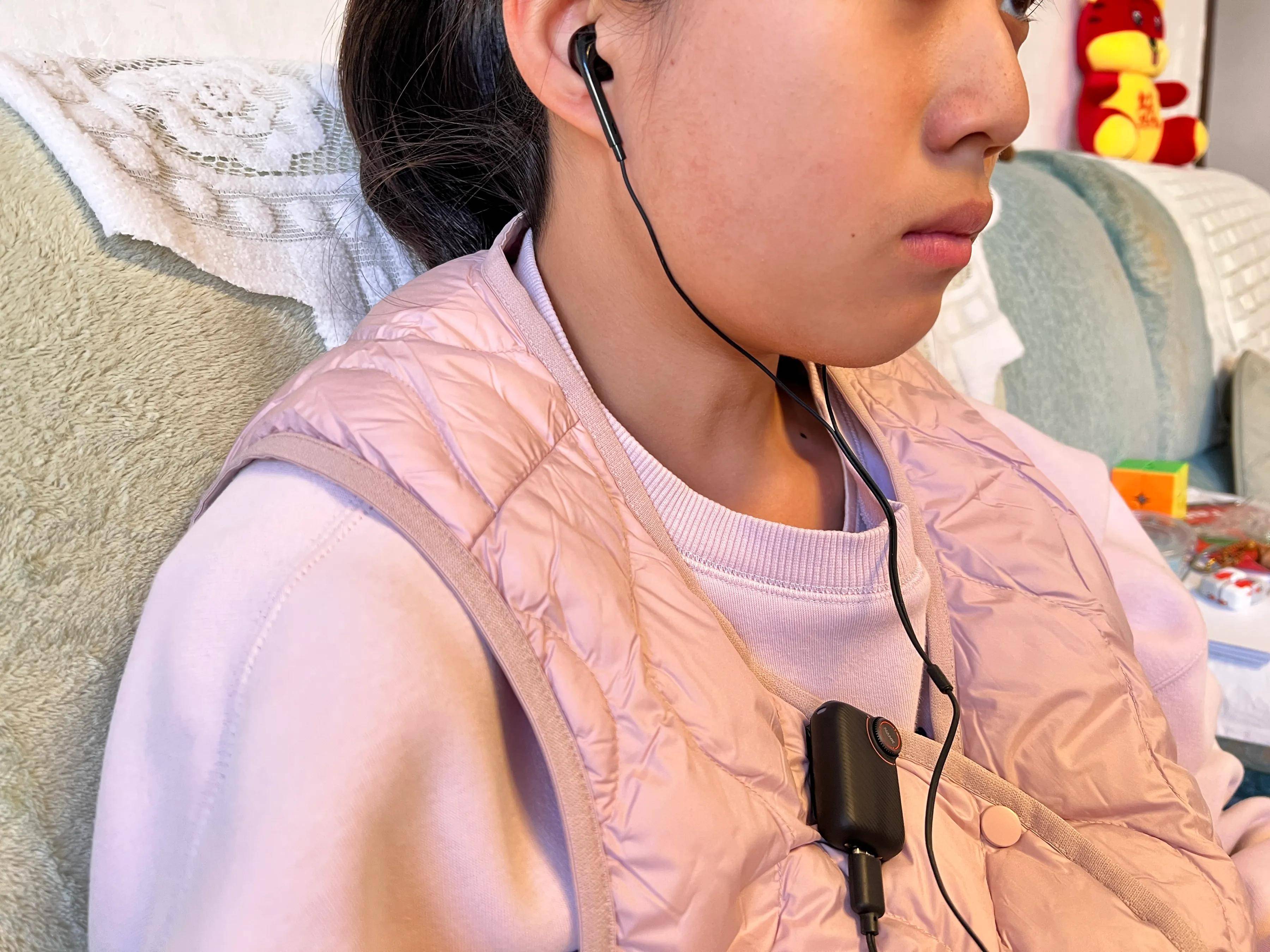 南卡Qmic领夹麦克风实测：触控屏幕，录音棚级音质